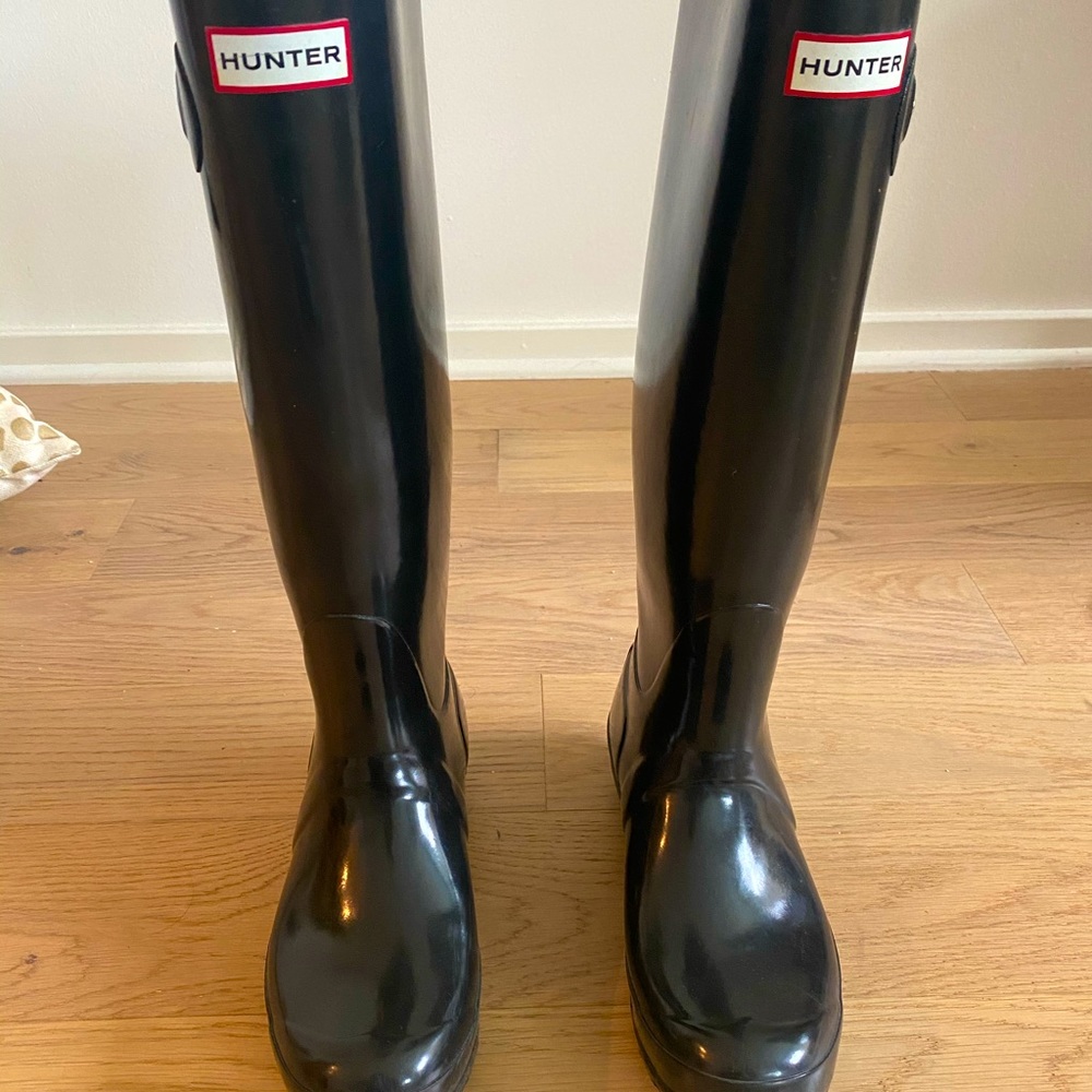 Tall Hunter Boots - Glossy Black, Size 7 (US)